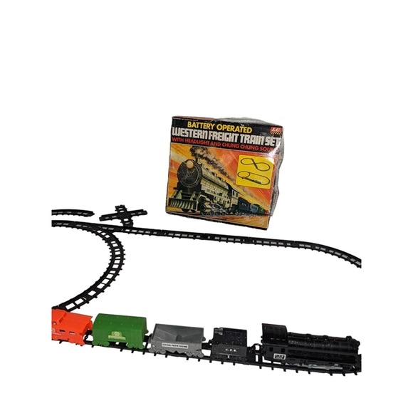 Vintage Battery Operated Western Freight Train Set Headlight Chung Sound Works - Picture 1 of 11